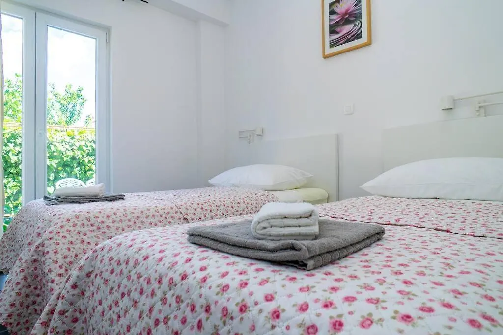 Apartment A1 With Private Pool Trogir 0*,